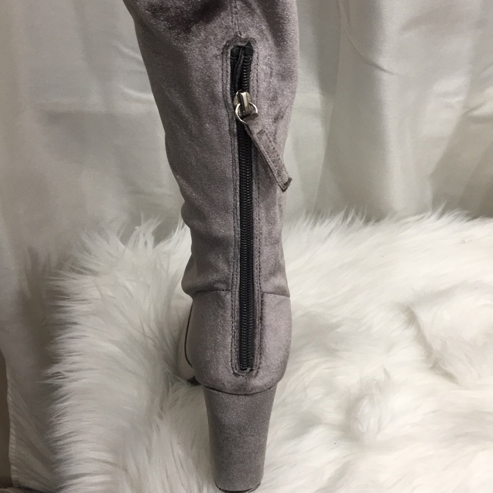 🔴 Steve Madden Grey Emotion Thigh High Boots - Picture 8 of 8